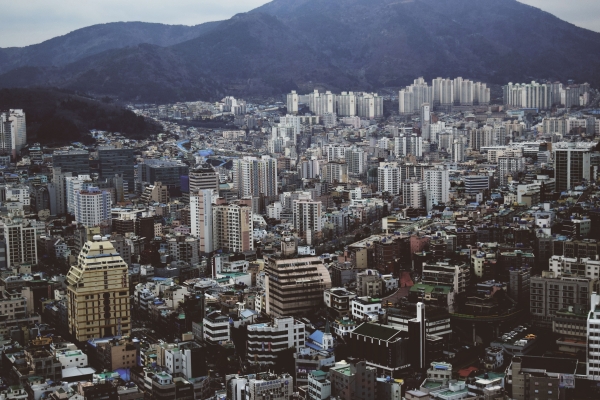 ▲Photo of Korean buildings and streets / Hoil Ryu on Unsplash