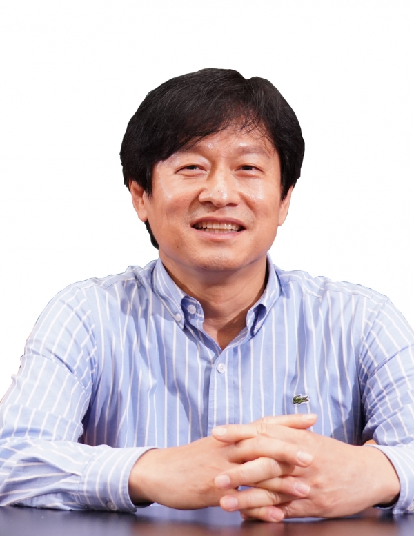 Professor Young-Joo SuhDean of Graduate School of Artificial Intelligence (GSAI)