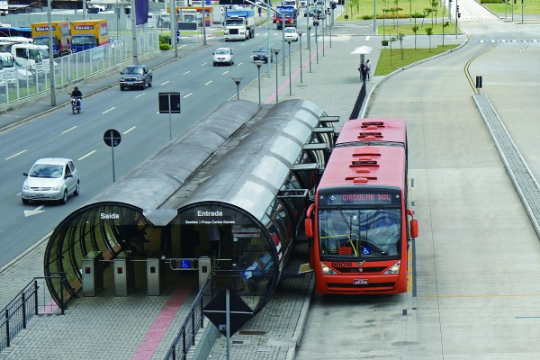 ▲Marechal Floriano BRT station in Curitiba, Brazil / Wikimedia Commons