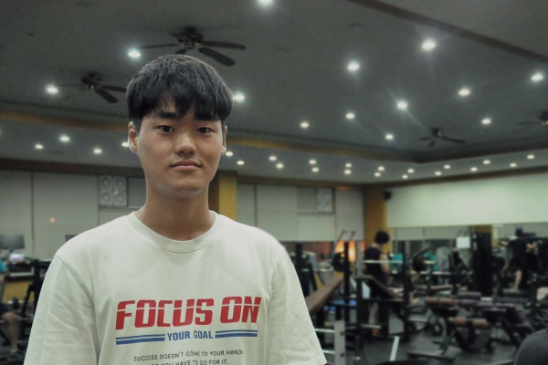 Lee Do-hyun, in the fitness room that was newly renovated.
