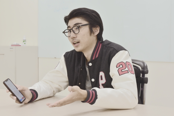 ▲이수찬(산경 20) 학우가 자신의 투자 경험을 말하고 있다
